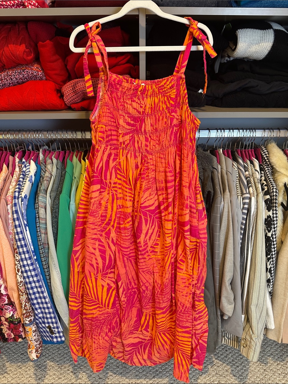 BeachLunchLounge pink/orange leaf print smocked 2 pocket midi dress size S - Picture 1 of 4